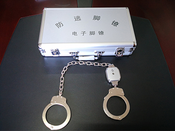1688978633605696.jpg 多功能-600-腳鐐.jpg